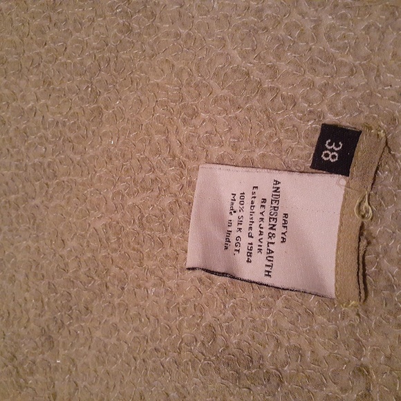 Gorgeous Silk Beaded Vest - Picture 4 of 5